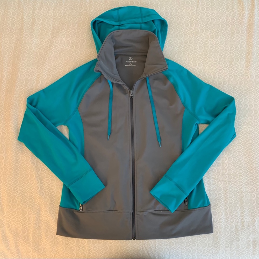 Women’s running sweatshirt